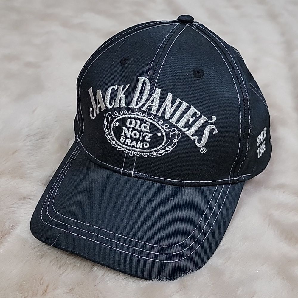 JACK DANIELS OLD TIME TENNESEE WHISKEY STRAP BACK ADJUSTABLE BASEBALL HAT CAP